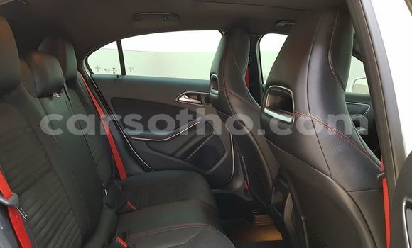 Acheter Occasion Voiture Mercedes-Benz A–Class Blanc à Maseru, Maseru Acheter Occasion Voiture Mercedes-Benz A–Class Blanc à Maseru, Maseru