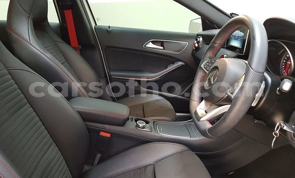 Acheter Occasion Voiture Mercedes-Benz A–Class Blanc à Maseru, Maseru Acheter Occasion Voiture Mercedes-Benz A–Class Blanc à Maseru, Maseru