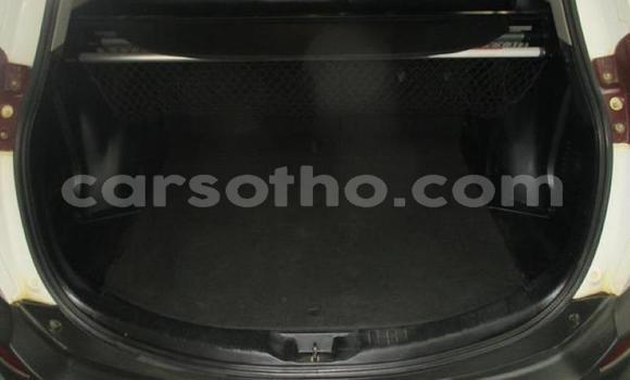 Acheter Occasion Voiture Toyota RAV4 Blanc à Maseru, Maseru Acheter Occasion Voiture Toyota RAV4 Blanc à Maseru, Maseru