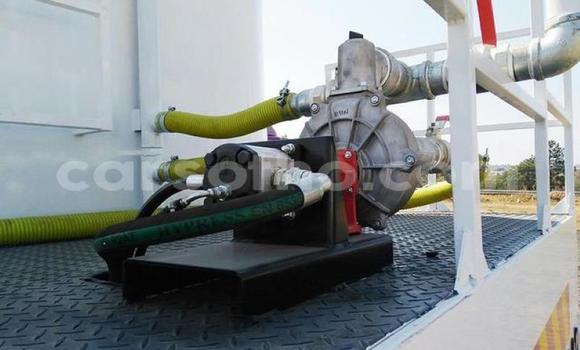 Sayi Na hannu Mercedes‒Benz 1317 Other Babbar mota in Butha Buthe a Butha-Buthe Sayi Na hannu Mercedes‒Benz 1317 Other Babbar mota in Butha Buthe a Butha-Buthe