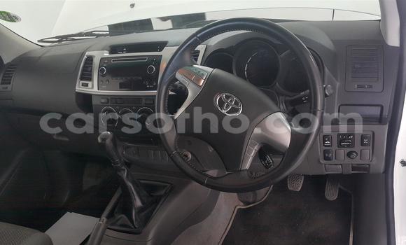 اشتري مستعمل Toyota Hilux White سيارة في Butha–Buthe في Thaba-Tseka اشتري مستعمل Toyota Hilux White سيارة في Butha–Buthe في Thaba-Tseka