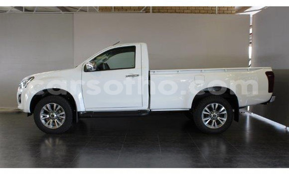 Sayi Na hannu Isuzu KB White Mota in Butha Buthe a Butha-Buthe Sayi Na hannu Isuzu KB White Mota in Butha Buthe a Butha-Buthe