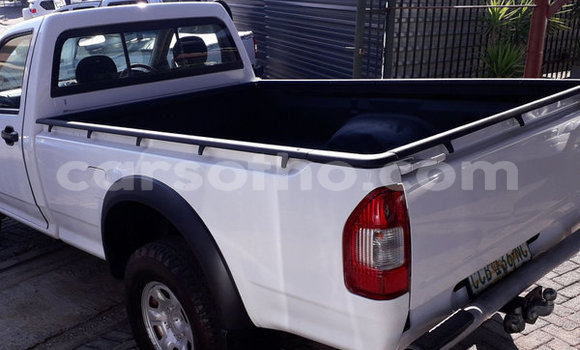 اشتري مستعمل Isuzu KB White سيارة في Maputsoa في Leribe اشتري مستعمل Isuzu KB White سيارة في Maputsoa في Leribe