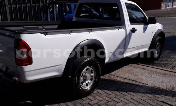 اشتري مستعمل Isuzu KB White سيارة في Maputsoa في Leribe اشتري مستعمل Isuzu KB White سيارة في Maputsoa في Leribe