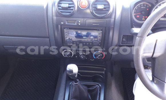 اشتري مستعمل Isuzu KB White سيارة في Maputsoa في Leribe اشتري مستعمل Isuzu KB White سيارة في Maputsoa في Leribe