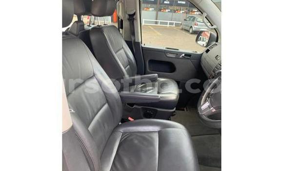 اشتري مستعمل Volkswagen Caravelle Silver سيارة في Hlotse في Leribe اشتري مستعمل Volkswagen Caravelle Silver سيارة في Hlotse في Leribe