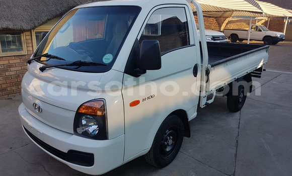 اشتري مستعمل Hyundai H200 White سيارة في Mafeteng في Mafeteng اشتري مستعمل Hyundai H200 White سيارة في Mafeteng في Mafeteng