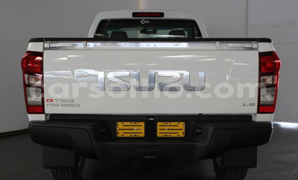 Acheter Occasion Voiture Isuzu KB Blanc à Mafeteng, Mafeteng Acheter Occasion Voiture Isuzu KB Blanc à Mafeteng, Mafeteng