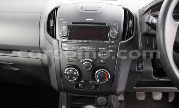 Acheter Occasion Voiture Isuzu KB Blanc à Mafeteng, Mafeteng Acheter Occasion Voiture Isuzu KB Blanc à Mafeteng, Mafeteng