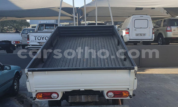 اشتري مستعمل Hyundai H200 White سيارة في Maputsoa في Leribe اشتري مستعمل Hyundai H200 White سيارة في Maputsoa في Leribe