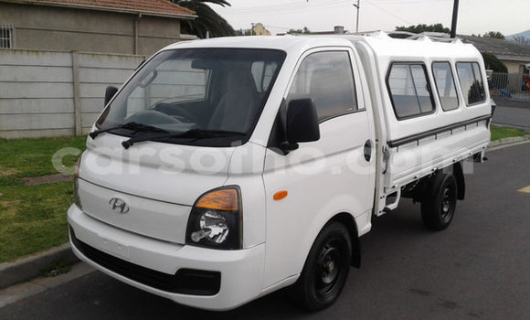 اشتري مستعمل Hyundai H200 White سيارة في Maputsoa في Leribe اشتري مستعمل Hyundai H200 White سيارة في Maputsoa في Leribe