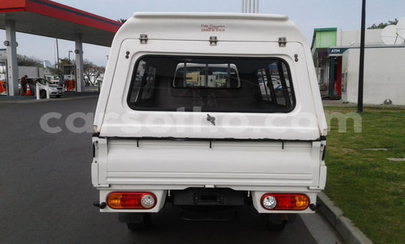 اشتري مستعمل Hyundai H200 White سيارة في Maputsoa في Leribe اشتري مستعمل Hyundai H200 White سيارة في Maputsoa في Leribe
