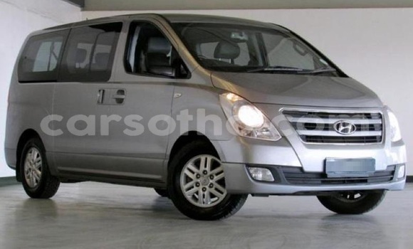 اشتري مستعمل Hyundai H1 Silver سيارة في Maseru في Maseru اشتري مستعمل Hyundai H1 Silver سيارة في Maseru في Maseru
