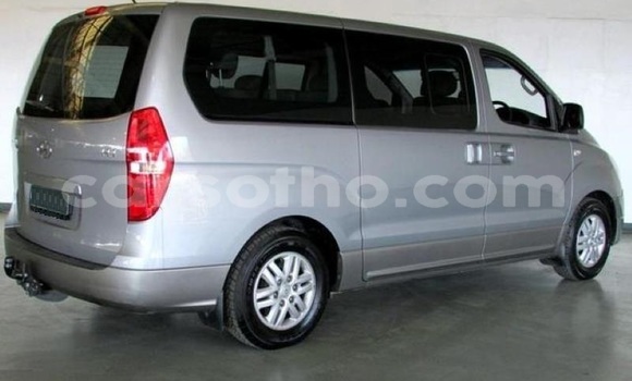 اشتري مستعمل Hyundai H1 Silver سيارة في Maseru في Maseru اشتري مستعمل Hyundai H1 Silver سيارة في Maseru في Maseru