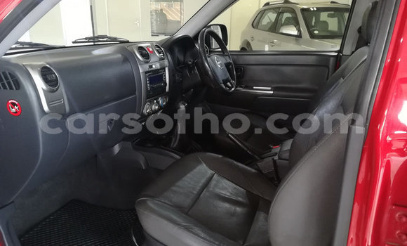 Acheter Occasion Voiture Isuzu KB Rouge à Butha Buthe, Butha-Buthe Acheter Occasion Voiture Isuzu KB Rouge à Butha Buthe, Butha-Buthe