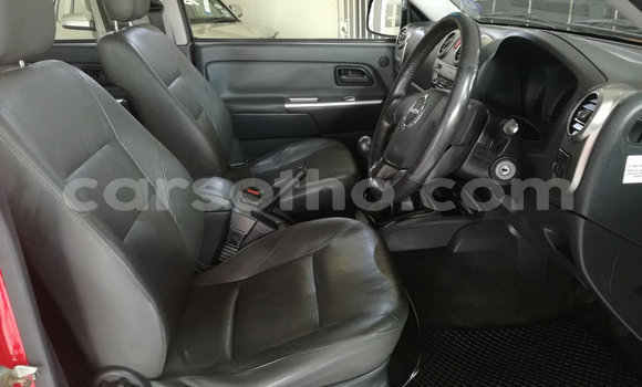 Acheter Occasion Voiture Isuzu KB Rouge à Butha Buthe, Butha-Buthe Acheter Occasion Voiture Isuzu KB Rouge à Butha Buthe, Butha-Buthe