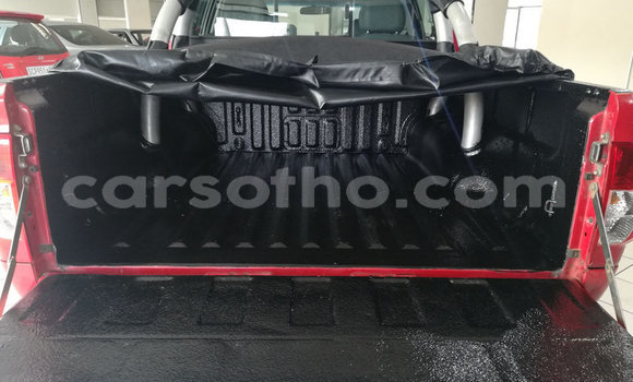 Acheter Occasion Voiture Isuzu KB Rouge à Butha Buthe, Butha-Buthe Acheter Occasion Voiture Isuzu KB Rouge à Butha Buthe, Butha-Buthe