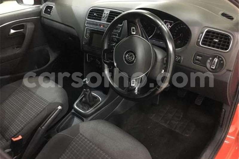 Big with watermark vw polo hatch 1 2tsi comfortline 2015 id 62057729 type main 1 