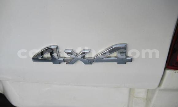 اشتري مستعمل Toyota Hilux White سيارة في Maseru في Maseru اشتري مستعمل Toyota Hilux White سيارة في Maseru في Maseru