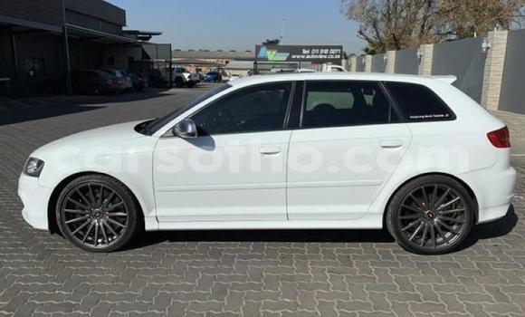 Acheter Occasion Voiture Audi RS3 Blanc à Maseru, Maseru Acheter Occasion Voiture Audi RS3 Blanc à Maseru, Maseru