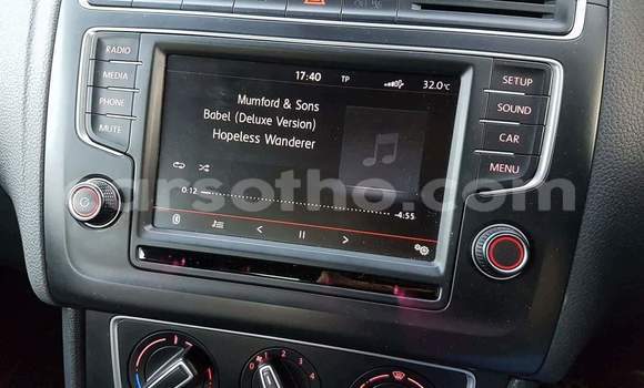Buy Used Volkswagen Polo Blue Car in Maputsoa in Leribe Buy Used Volkswagen Polo Blue Car in Maputsoa in Leribe
