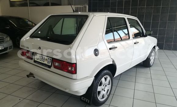 اشتري مستعمل Volkswagen Golf White سيارة في Butha Buthe في Butha-Buthe اشتري مستعمل Volkswagen Golf White سيارة في Butha Buthe في Butha-Buthe