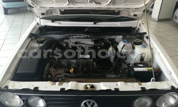اشتري مستعمل Volkswagen Golf White سيارة في Butha Buthe في Butha-Buthe اشتري مستعمل Volkswagen Golf White سيارة في Butha Buthe في Butha-Buthe