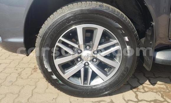 اشتري مستعمل Toyota Hilux Black سيارة في Maseru في Maseru اشتري مستعمل Toyota Hilux Black سيارة في Maseru في Maseru