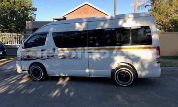 Acheter Occasion Voiture Toyota Wish Blanc à Roma, Maseru Acheter Occasion Voiture Toyota Wish Blanc à Roma, Maseru