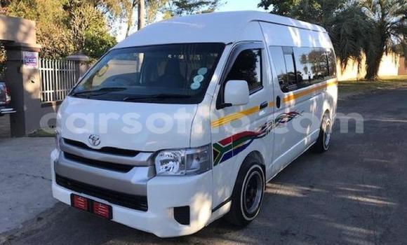 Acheter Occasion Voiture Toyota Wish Blanc à Roma, Maseru Acheter Occasion Voiture Toyota Wish Blanc à Roma, Maseru