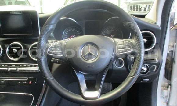 Acheter Occasion Voiture Mercedes-Benz C–Class Gris à Maseru, Maseru Acheter Occasion Voiture Mercedes-Benz C–Class Gris à Maseru, Maseru