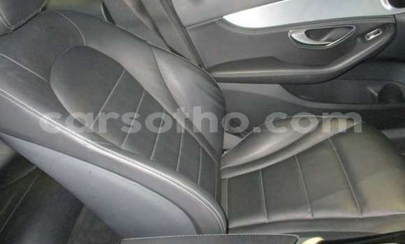 Acheter Occasion Voiture Mercedes-Benz C–Class Gris à Maseru, Maseru Acheter Occasion Voiture Mercedes-Benz C–Class Gris à Maseru, Maseru