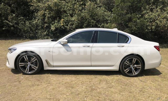 Sayi Na hannu BMW 7er White Mota in Maseru a Maseru Sayi Na hannu BMW 7er White Mota in Maseru a Maseru