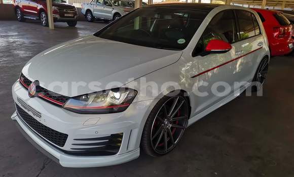 Acheter Occasion Voiture Volkswagen Golf GTI Blanc à Thaba–Tseka, Mafeteng Acheter Occasion Voiture Volkswagen Golf GTI Blanc à Thaba–Tseka, Mafeteng