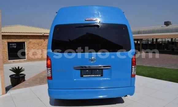 اشتري مستعمل Toyota HiAce Blue شاحنة في Maseru في Maseru اشتري مستعمل Toyota HiAce Blue شاحنة في Maseru في Maseru