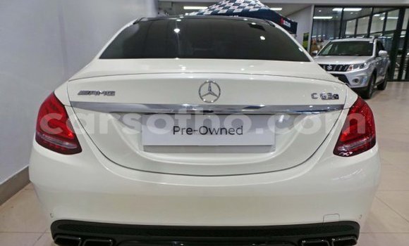 Buy Used Mercedes-Benz C–Class White Car in Hlotse in Leribe Buy Used Mercedes-Benz C–Class White Car in Hlotse in Leribe