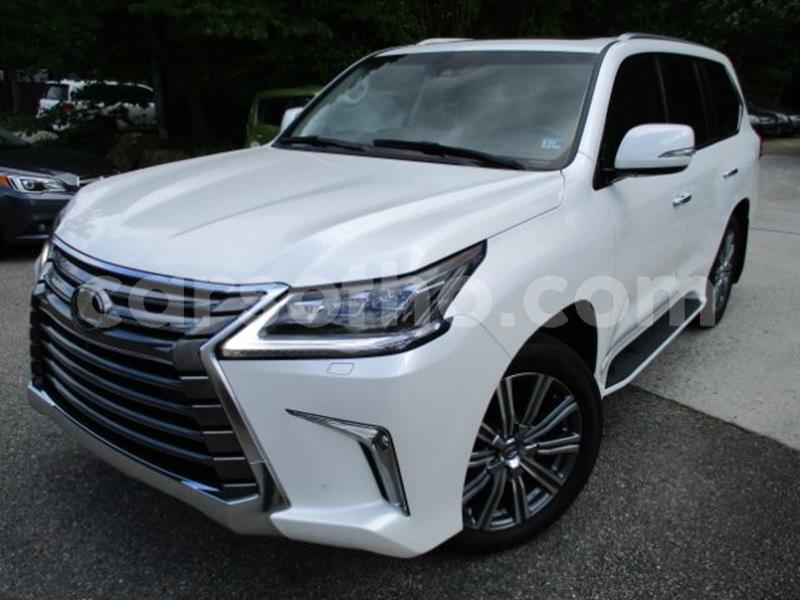 Big with watermark lexus 5