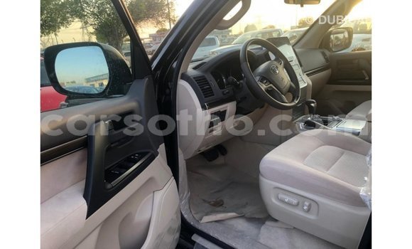 Buy Import Toyota Land Cruiser Black Car in Import - Dubai in Maseru Buy Import Toyota Land Cruiser Black Car in Import - Dubai in Maseru