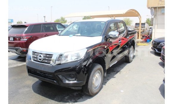 Sayi Imported Nissan Navara Black Mota in Import - Dubai a Maseru Sayi Imported Nissan Navara Black Mota in Import - Dubai a Maseru
