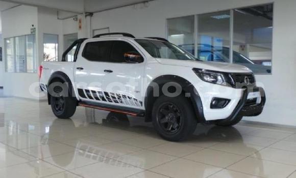 اشتري مستعمل Nissan Navara White سيارة في Maseru في Maseru اشتري مستعمل Nissan Navara White سيارة في Maseru في Maseru