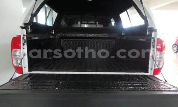 اشتري مستعمل Nissan Navara White سيارة في Maseru في Maseru اشتري مستعمل Nissan Navara White سيارة في Maseru في Maseru