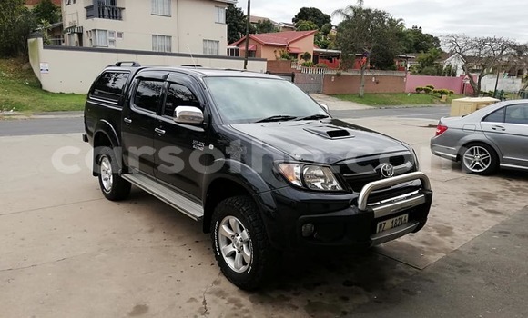 اشتري مستعمل Toyota Hilux Black سيارة في Hlotse في Leribe اشتري مستعمل Toyota Hilux Black سيارة في Hlotse في Leribe