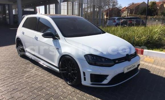 اشتري مستعمل Volkswagen Golf White سيارة في Maseru في Maseru اشتري مستعمل Volkswagen Golf White سيارة في Maseru في Maseru