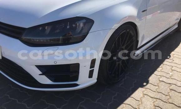 اشتري مستعمل Volkswagen Golf White سيارة في Maseru في Maseru اشتري مستعمل Volkswagen Golf White سيارة في Maseru في Maseru