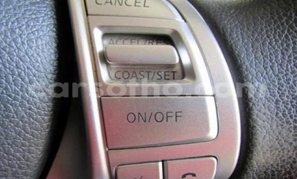 اشتري مستعمل Nissan Navara Silver سيارة في Maseru في Maseru اشتري مستعمل Nissan Navara Silver سيارة في Maseru في Maseru