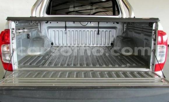اشتري مستعمل Nissan Navara Silver سيارة في Maseru في Maseru اشتري مستعمل Nissan Navara Silver سيارة في Maseru في Maseru