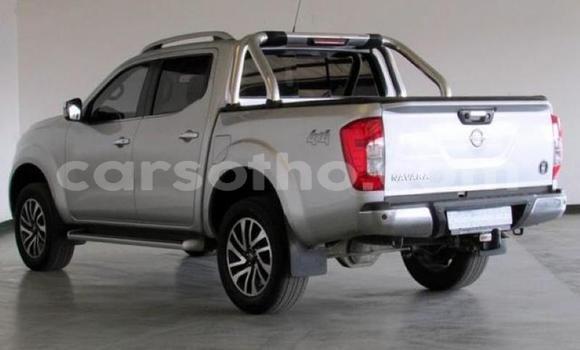 Sayi Na hannu Nissan Navara Silver Mota in Maseru a Maseru Sayi Na hannu Nissan Navara Silver Mota in Maseru a Maseru