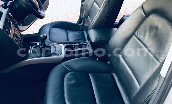 Acheter Occasion Voiture Audi A4 Gris à Maputsoa, Leribe Acheter Occasion Voiture Audi A4 Gris à Maputsoa, Leribe