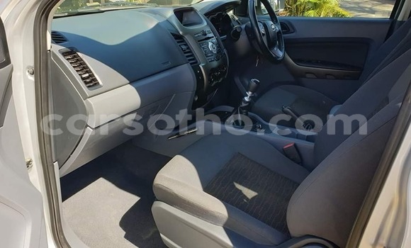 اشتري مستعمل Ford Ranger Silver سيارة في Maputsoa في Leribe اشتري مستعمل Ford Ranger Silver سيارة في Maputsoa في Leribe