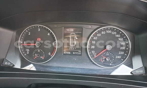 Sayi Na hannu Volkswagen Caravelle White Mota in Maputsoe a Leribe Sayi Na hannu Volkswagen Caravelle White Mota in Maputsoe a Leribe